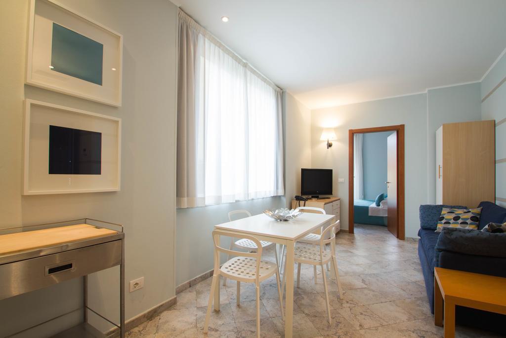 Hotel Corso Alaxi Hotels Αλάσιο Δωμάτιο φωτογραφία