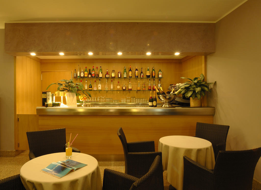 Hotel Corso Alaxi Hotels Αλάσιο Εξωτερικό φωτογραφία